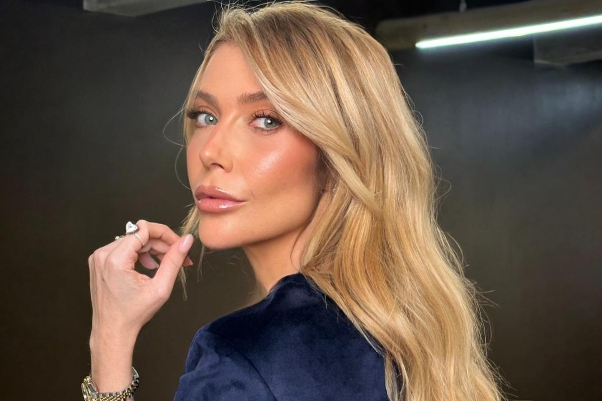 Luiza Possi canta louvor no Mais Você e é detonada: "Desconfortável"