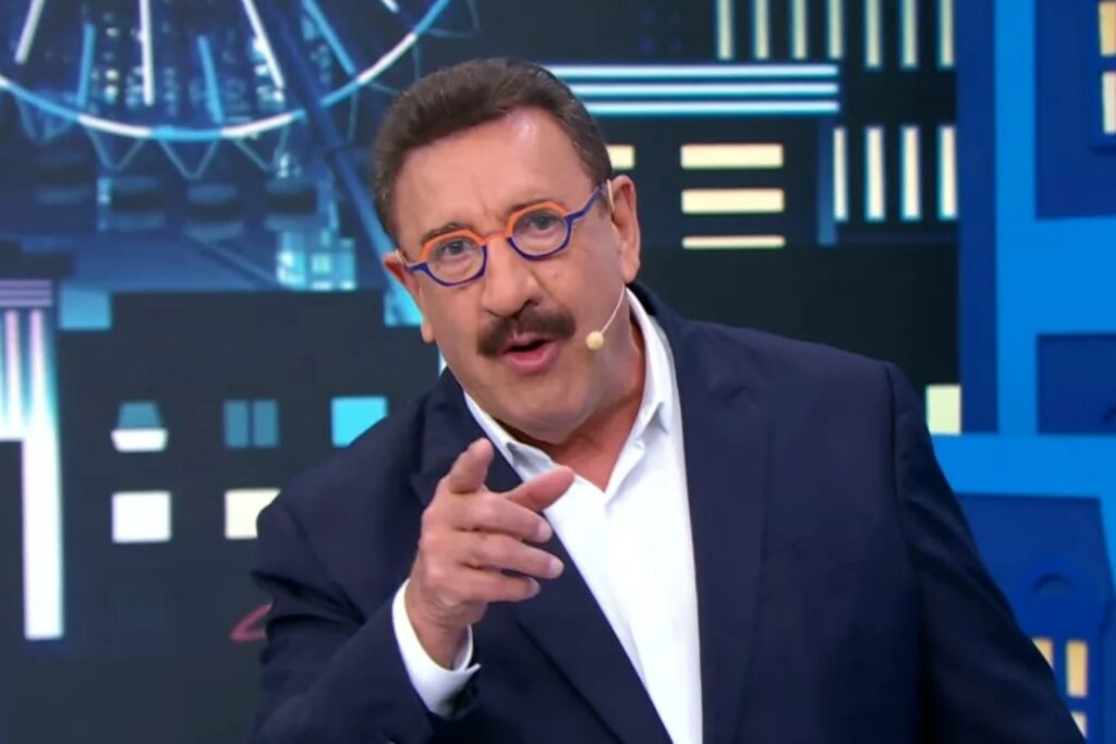 Ratinho volta a causar polêmica após fala homofóbica em programa no SBT. Veja o vídeo