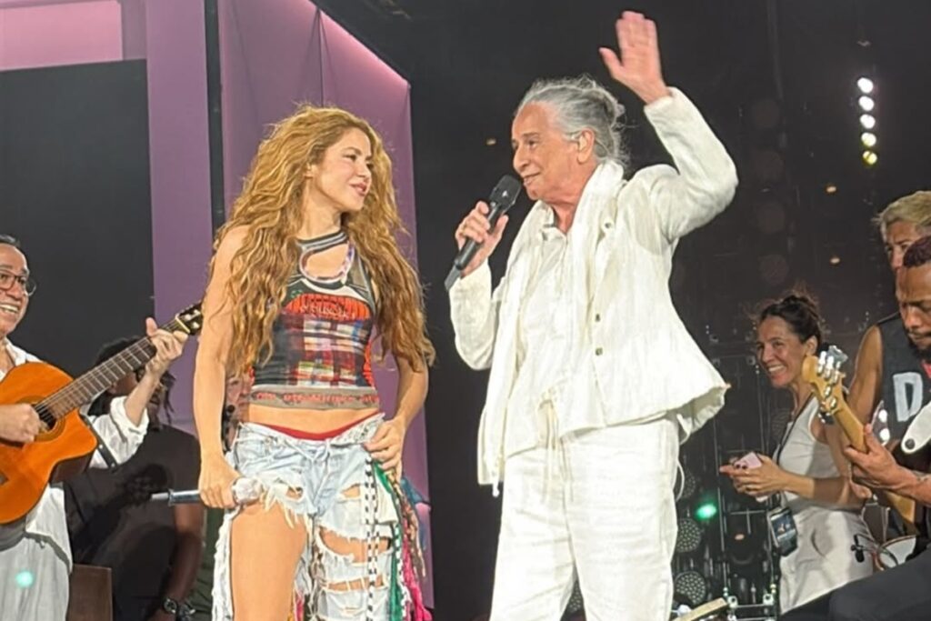 Maria Bethânia aparece em ensaio de Shakira no Rio e surpreende fãs