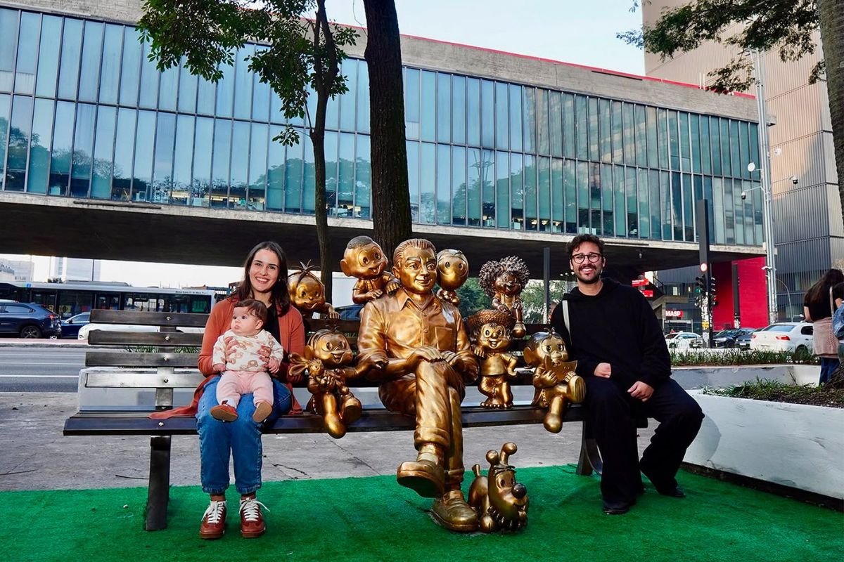 Estátuas da Turma da Mônica celebram Mauricio de Sousa nas ruas de SP