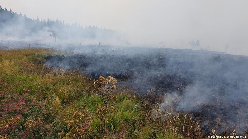 Incêndio na Bélgica já é o maior da história do país