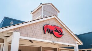 Crise no Red Lobster: Promoção de Camarão Ilimitado é Considerada um “Acidente de Carro” para a Empresa