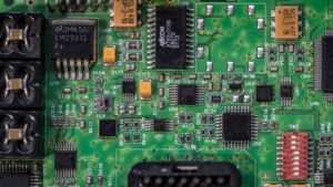 A Inflação nos Eletrônicos: Um Futuro com Resina Sintética