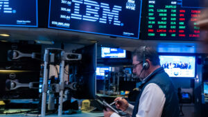 Queda Acentuada da IBM: Análise das Causas e Impactos
